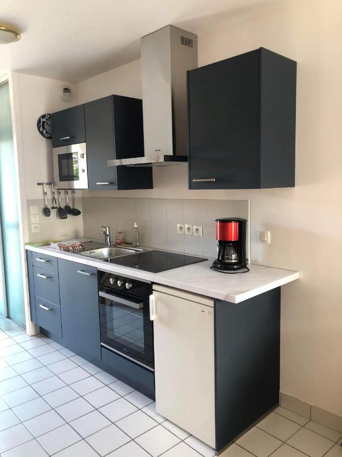 Anselme, F2 Duplex Avec Cour Commune Et Proche De La Mer ,2 Ver-sur-Mer Exterior foto